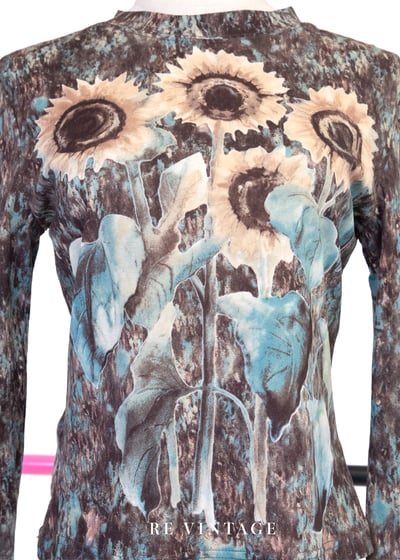 陰暗溫室裡の明亮向日葵上衣3