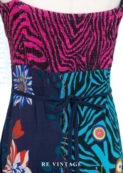 『歐洲寶貝』霓虹迴聲狂歡派對細肩帶洋裝16