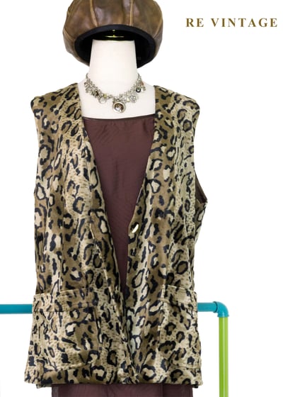 綠棕色野性豹影絨布寬版背心1
