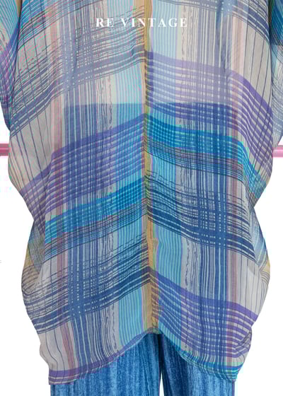 幻彩光影格子輕盈罩衫上衣10