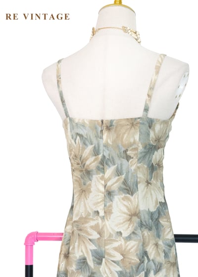 南法莊園 - 低飽和大地色花卉細肩帶洋裝12