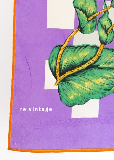 葡萄格紋花朵絲巾8