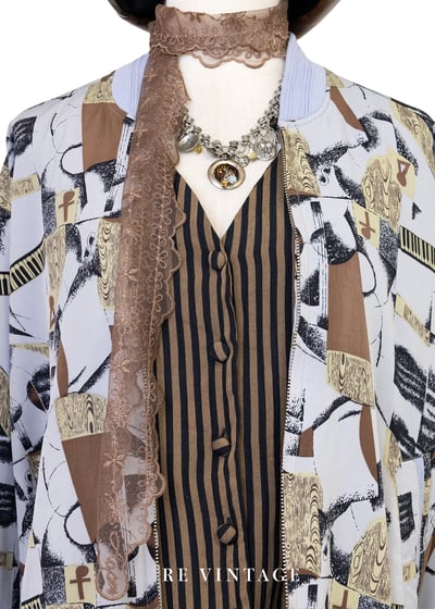 Lacy Lilic 鋼琴鍵盤薄款外套3