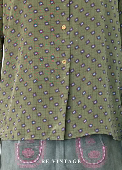 墨綠調幾何方塊輕薄襯衫5