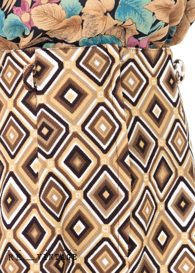 復古的咖啡糖小菱格短裙3