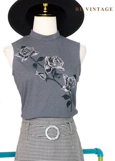 老底片玫瑰花影背心1