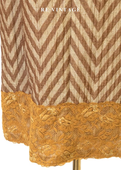 線條琥珀色蕾絲柔軟邊界美裙（27"）9