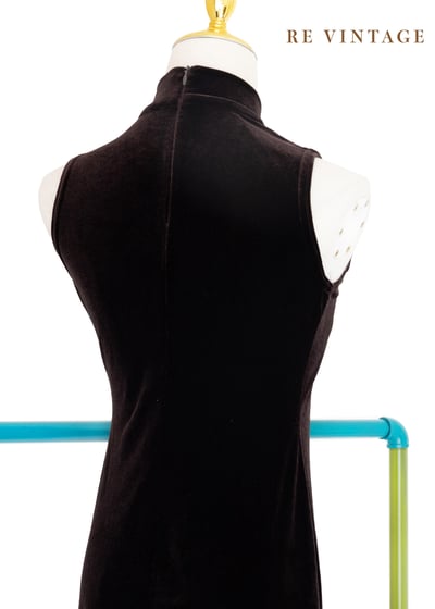 氣質單品 - 深咖啡色質感絨布貼身長洋裝8