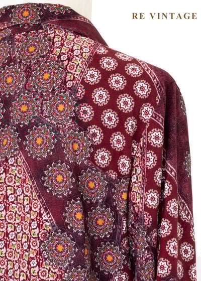 酒紅拼花的秘密訊號上衣11