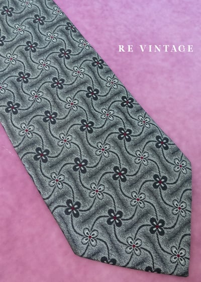 銀灰古典雕花領帶6