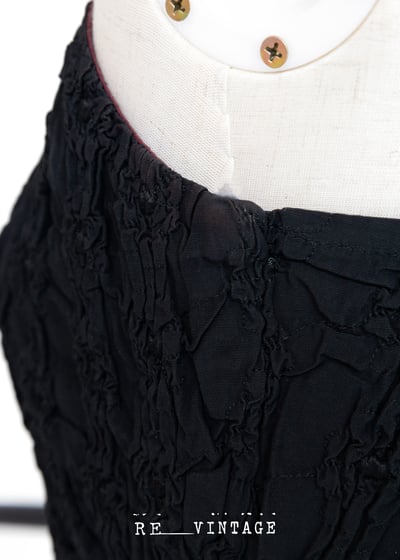 『紐約寶物』氣質の抓皺紋路黑色細肩帶洋裝13