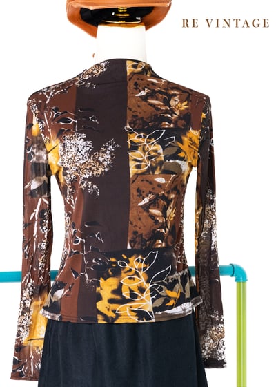 花香巧克力長袖上衣1