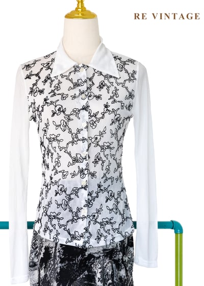 二次元黑白花卉線稿上衣5