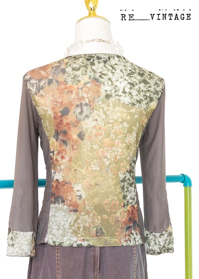 文藝古典圖騰透膚上衣4