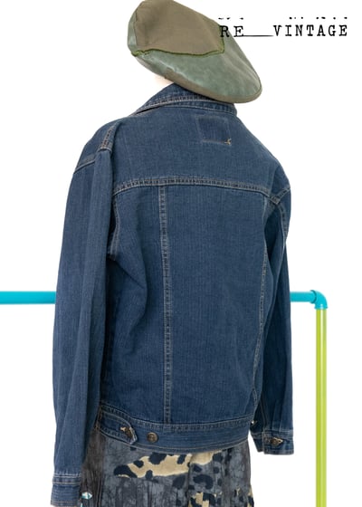 黑色袖珍小花刺繡深藍牛仔外套6