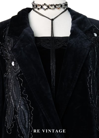 花羽輪廓黑絨深處外套3