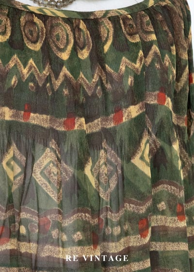 波希米雅公主狂放幾何圖騰上衣7