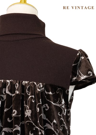 巧克力色高領藤蔓小燈籠迷你洋裝11