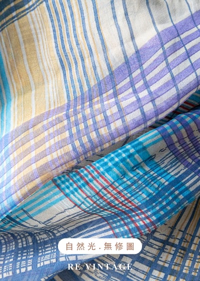 幻彩光影格子輕盈罩衫上衣13