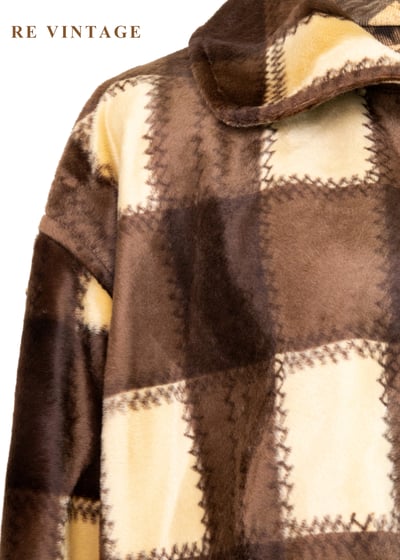 焦糖奶霜格紋絨布外套4