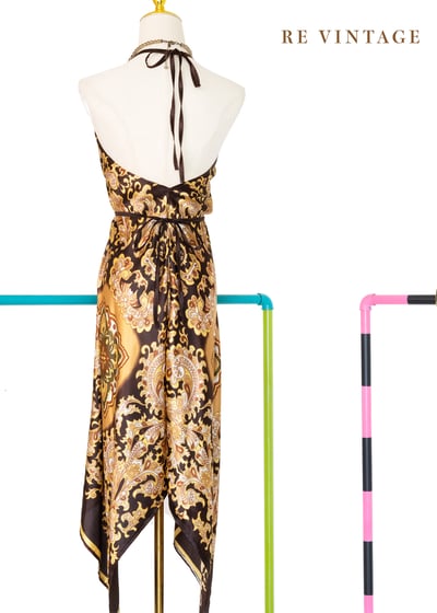 幻境帝國緞面繞頸洋裝11