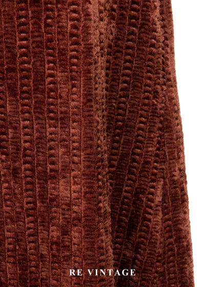 琥珀流光紋理絨布長洋裝10