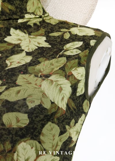 小紅點葉影謎語高領背心6