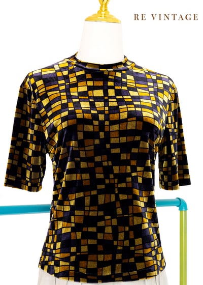 小黃格們的夜晚短袖絨布上衣10