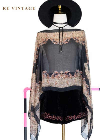 古典花紋邊框黑深罩衫1