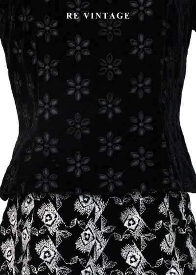 刻畫在夢裡的黑色小花上衣4