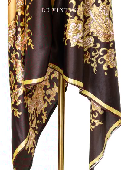 幻境帝國緞面繞頸洋裝7