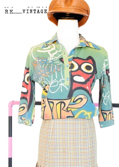 Brooklyn 塗鴉彩繪輕薄彈性上衣2