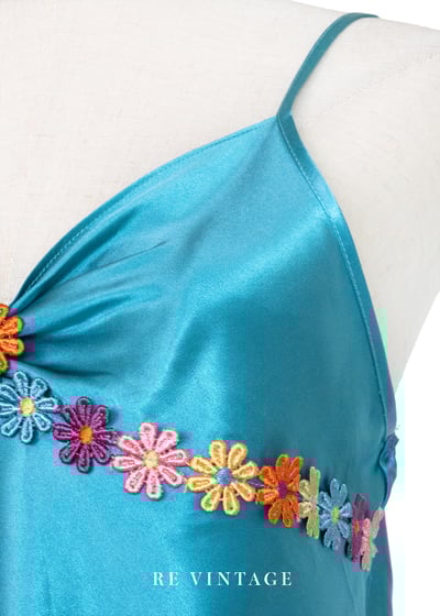 絲滑湖面彩花小背心4