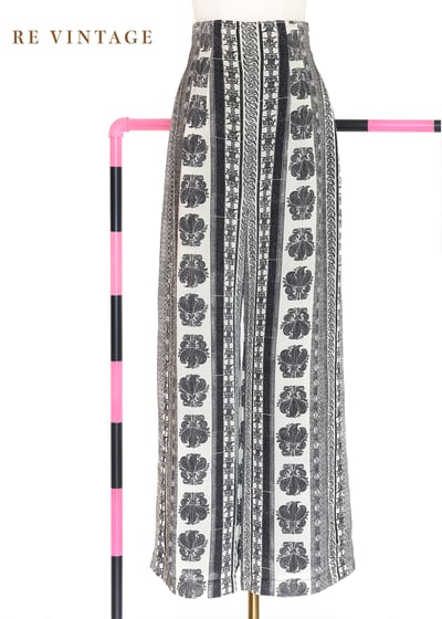 黑白圖騰詩行高腰寬褲（26"）1