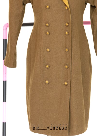 雙排扣黃綠色合身帥氣洋裝4