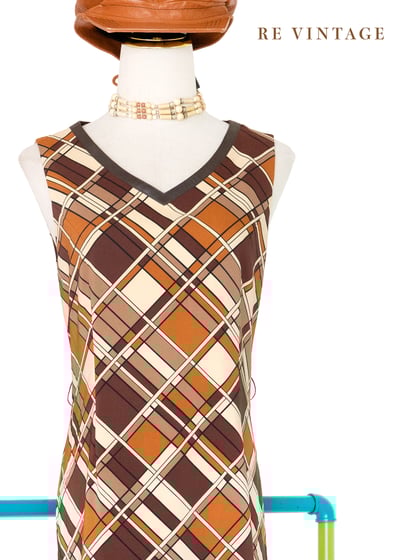 暖橘奶油白菱格紋氣質長楊裝3