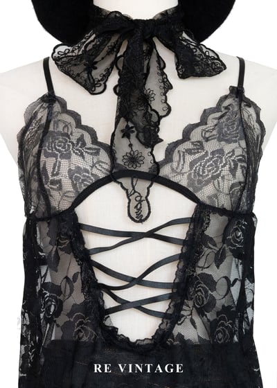 危險的甜美玫瑰蕾絲細肩帶背心3