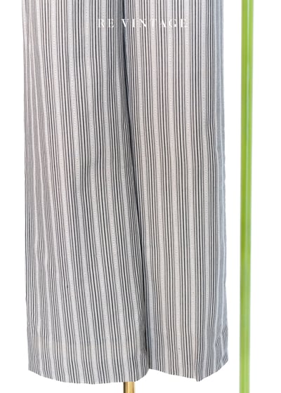 質感單品 - 淺灰色線條直筒褲（25.5"）4