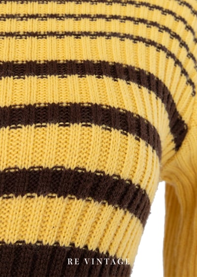 Bumblebee 線條高領針織毛衣9