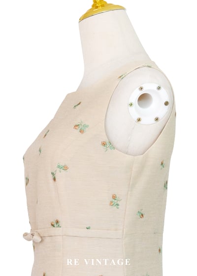 溫柔晨光小花洋裝9