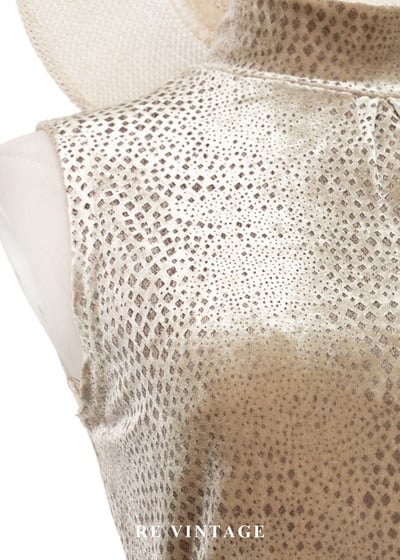 星鑽壓紋絨布背心5