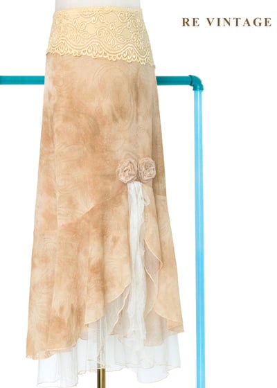 流浪詩人暈染立體玫瑰花美裙（26-29"）1