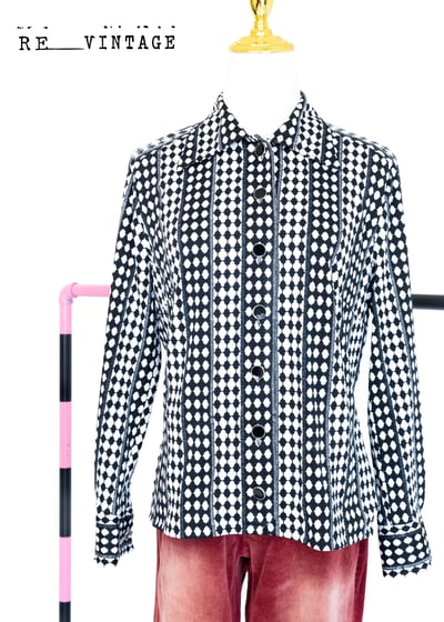 『法國寶物』黑白教堂窗花彈性長袖上衣1