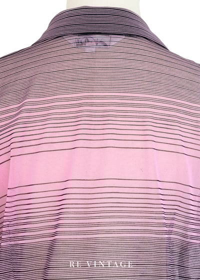 黑與粉相間線條網紗透膚上衣11