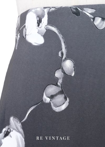 黑灰漸層水墨花短裙（28"）5