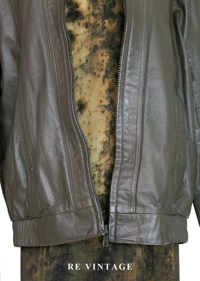 末日荒遠的率性皮革外套3