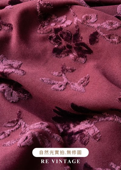 夜宴紅影浮雕花卉細肩帶洋裝18