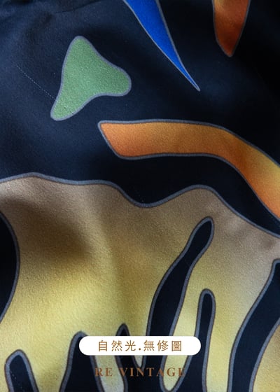 Shapes in Motion 色彩碰撞上衣19