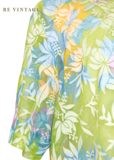 Green Glow 透膚花朵短袖襯衫6