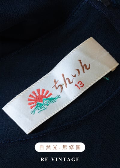漫遊銀河的藍光極簡長洋裝16